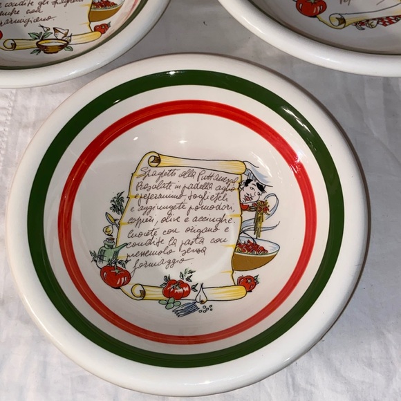 Vintage Italian Pasta Serving spaghetti bowl and 4 pasta bowls set of 5 pieces - Picture 4 of 14